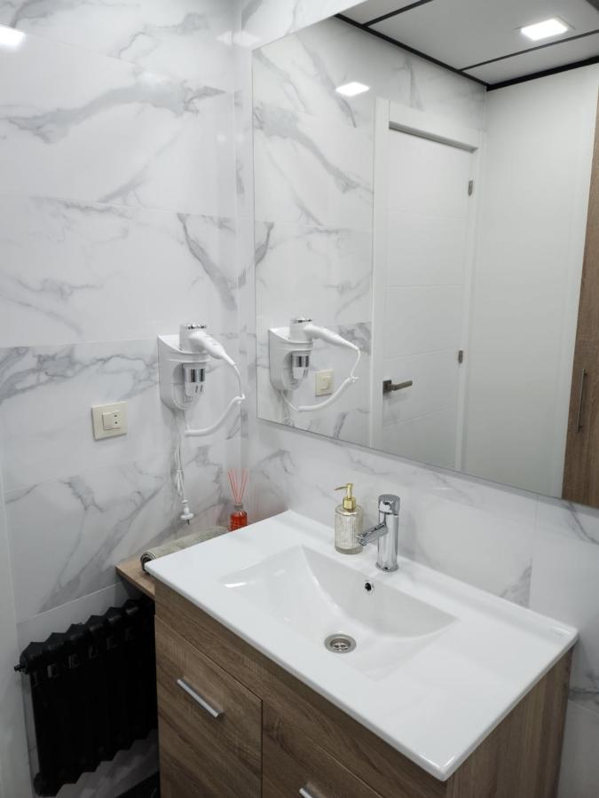 M-A Estudio 3 Cruces 12 Apartment มาดริด ภายนอก รูปภาพ